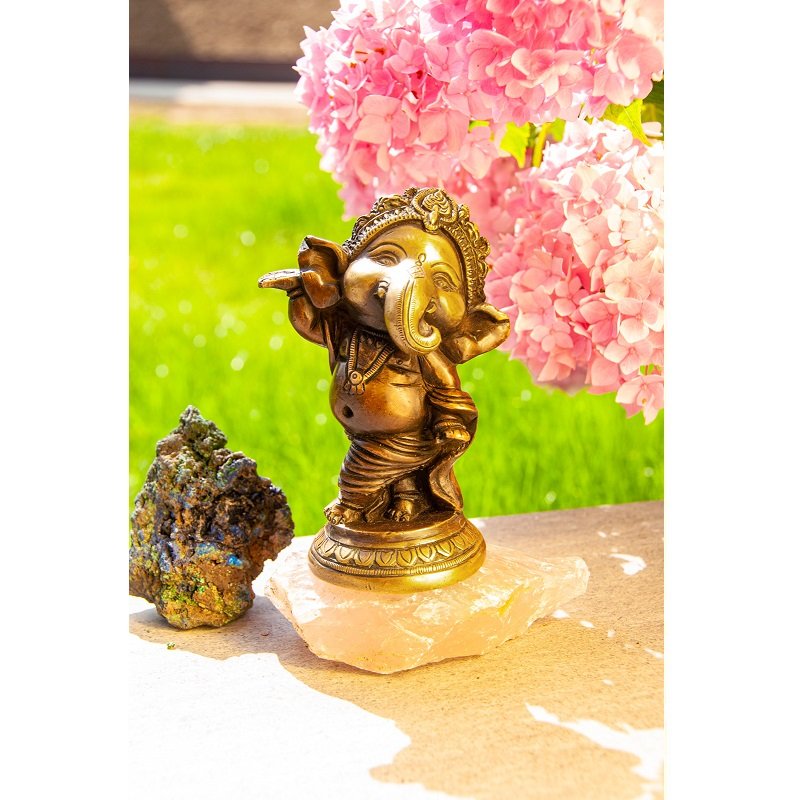 Dansende baby ganesha