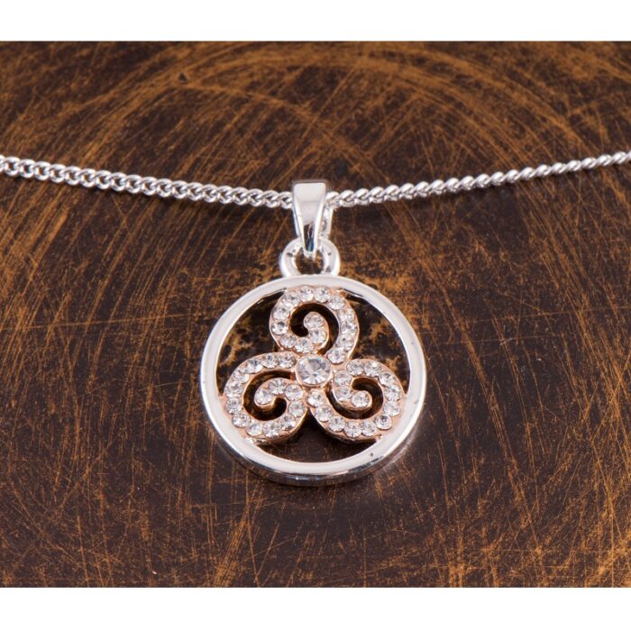 Hanger triskell met ketting