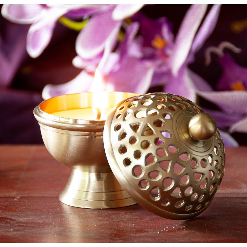 Luna sojakaars in messing wierookbrander