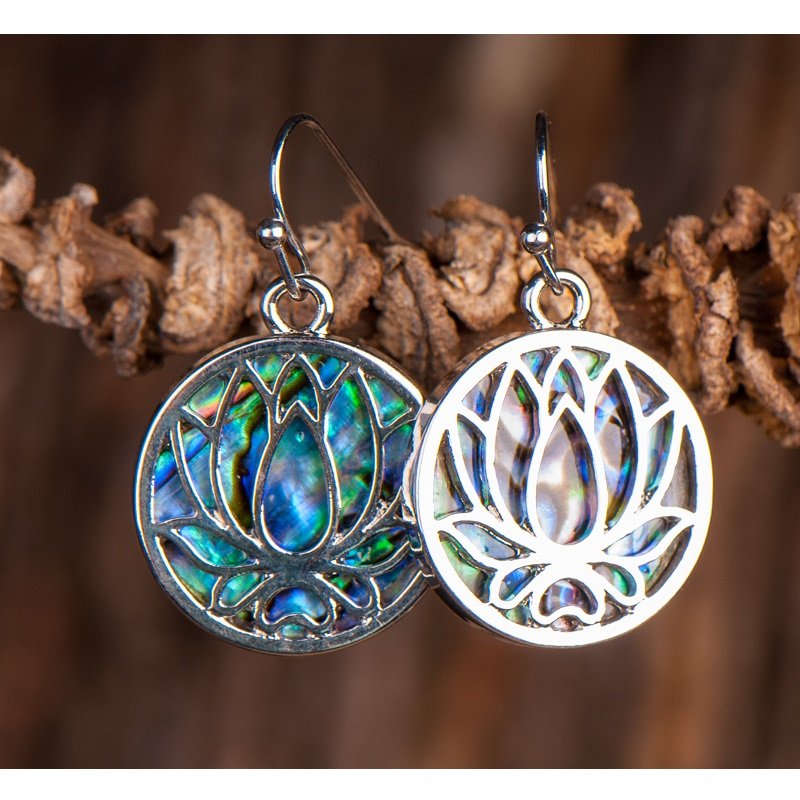 Oorbellen lotus met paua schelp