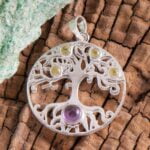 Yggdrasil levensboom hanger zilver met peridot en amethist.