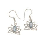 Oorbellen Lotus met topaas