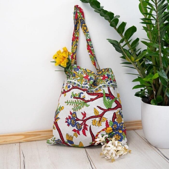 Tote Tas Katoen – Gerecycled Verrassing Tasje (45 cm)2 Tote Tas Katoen – Gerecycled Verrassing Tasje (45 cm)2