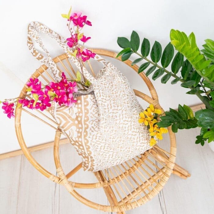 Tote Tas Katoen – Gerecycled Verrassing Tasje (45 cm)5 Tote Tas Katoen – Gerecycled Verrassing Tasje (45 cm)5