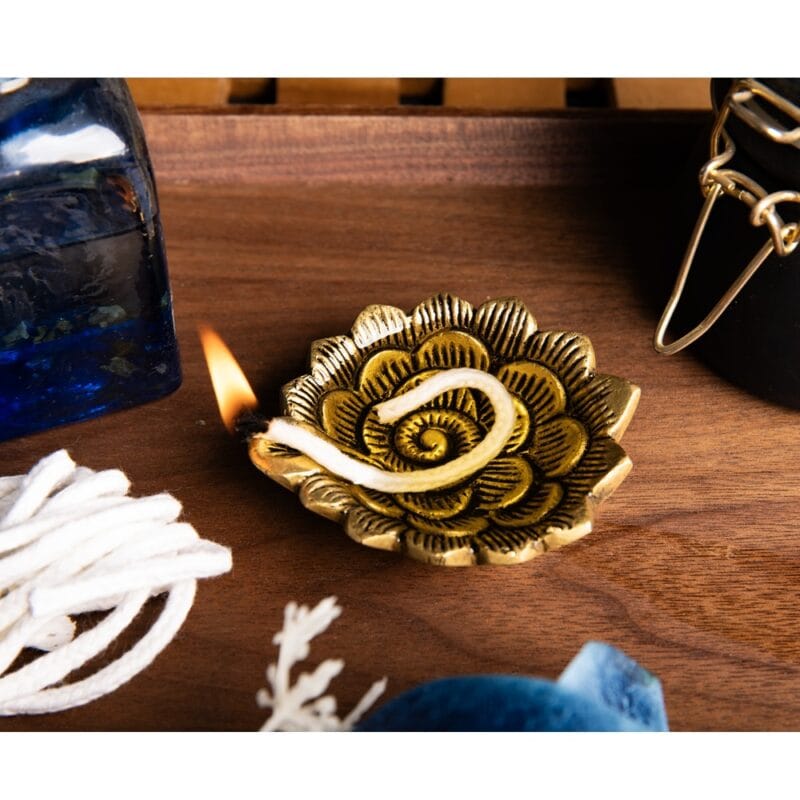 Gheelamp Lotus Messing3