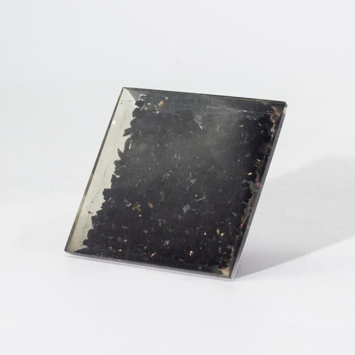 Orgoniet Piramide Zwarte Toermalijn - Chakra Boedhha3