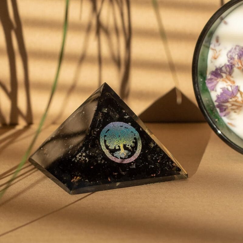 Orgoniet Piramide Zwarte Toermalijn - Levensboom2